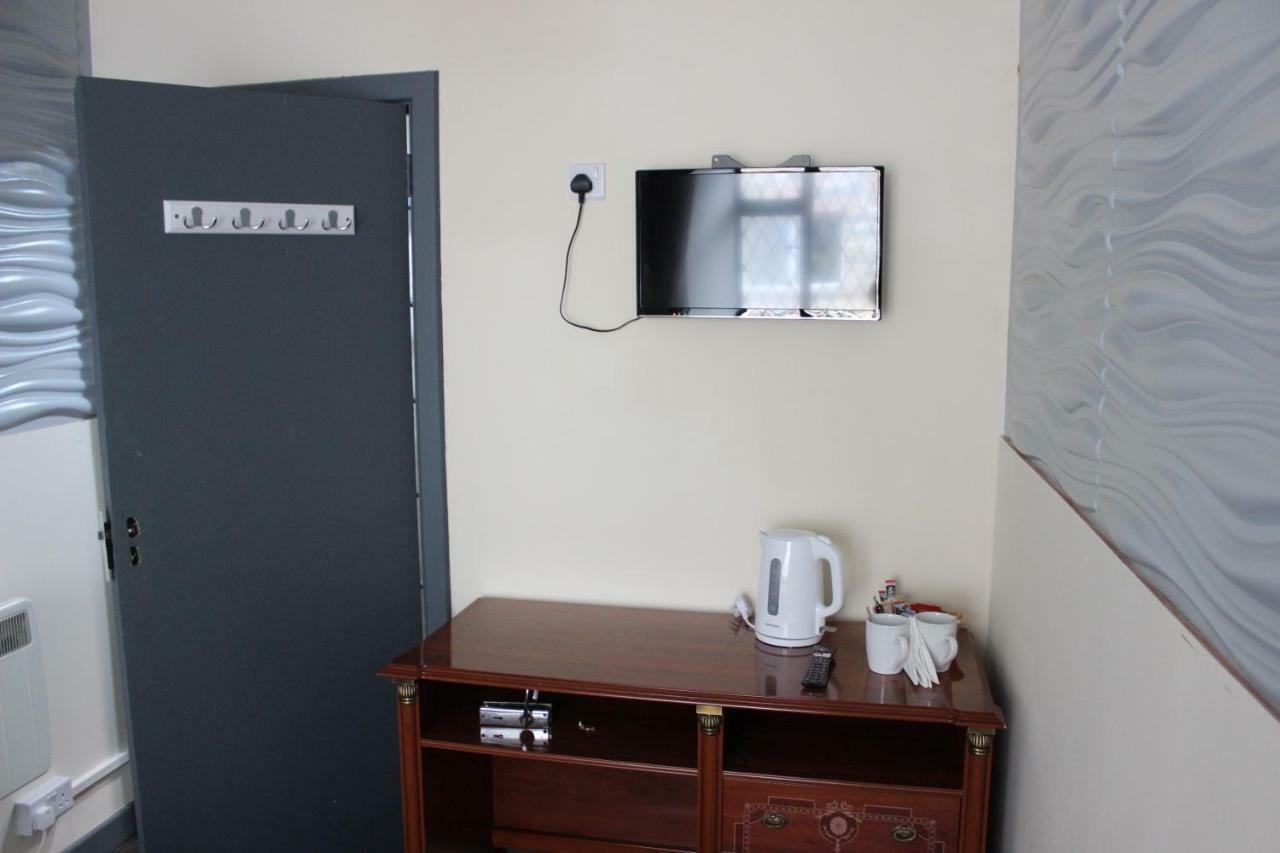 Donegal Lodgings - Apt 3 - Br En-Suite Donegal Town Extérieur photo