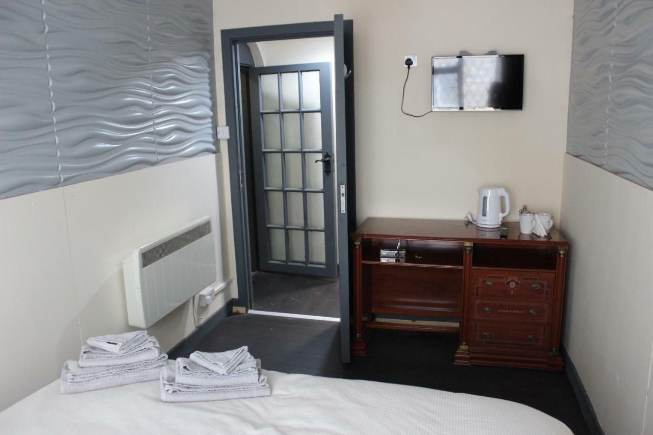 Donegal Lodgings - Apt 3 - Br En-Suite Donegal Town Extérieur photo